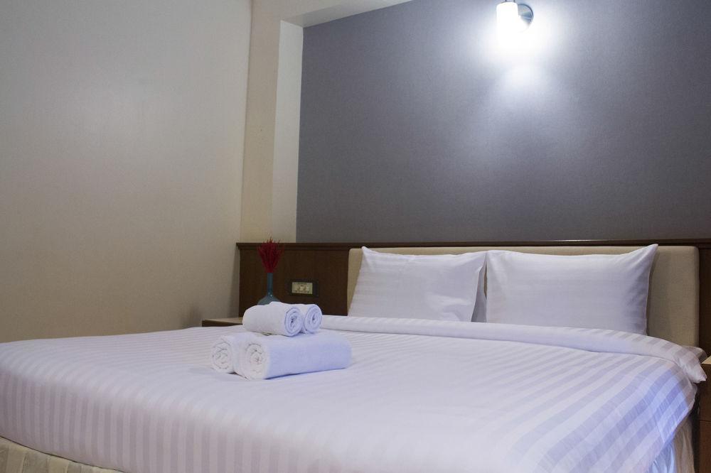 Hatyai Holiday Hotel Hat Yai Dış mekan fotoğraf