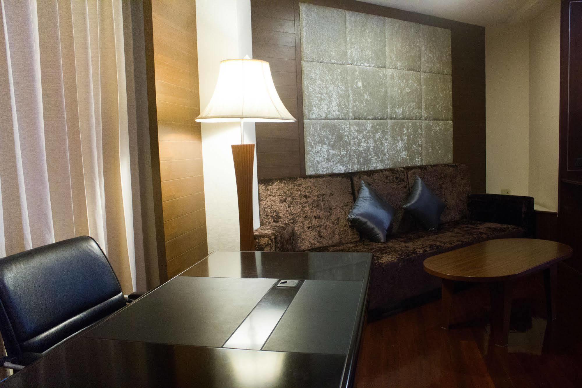 Hatyai Holiday Hotel Hat Yai Dış mekan fotoğraf