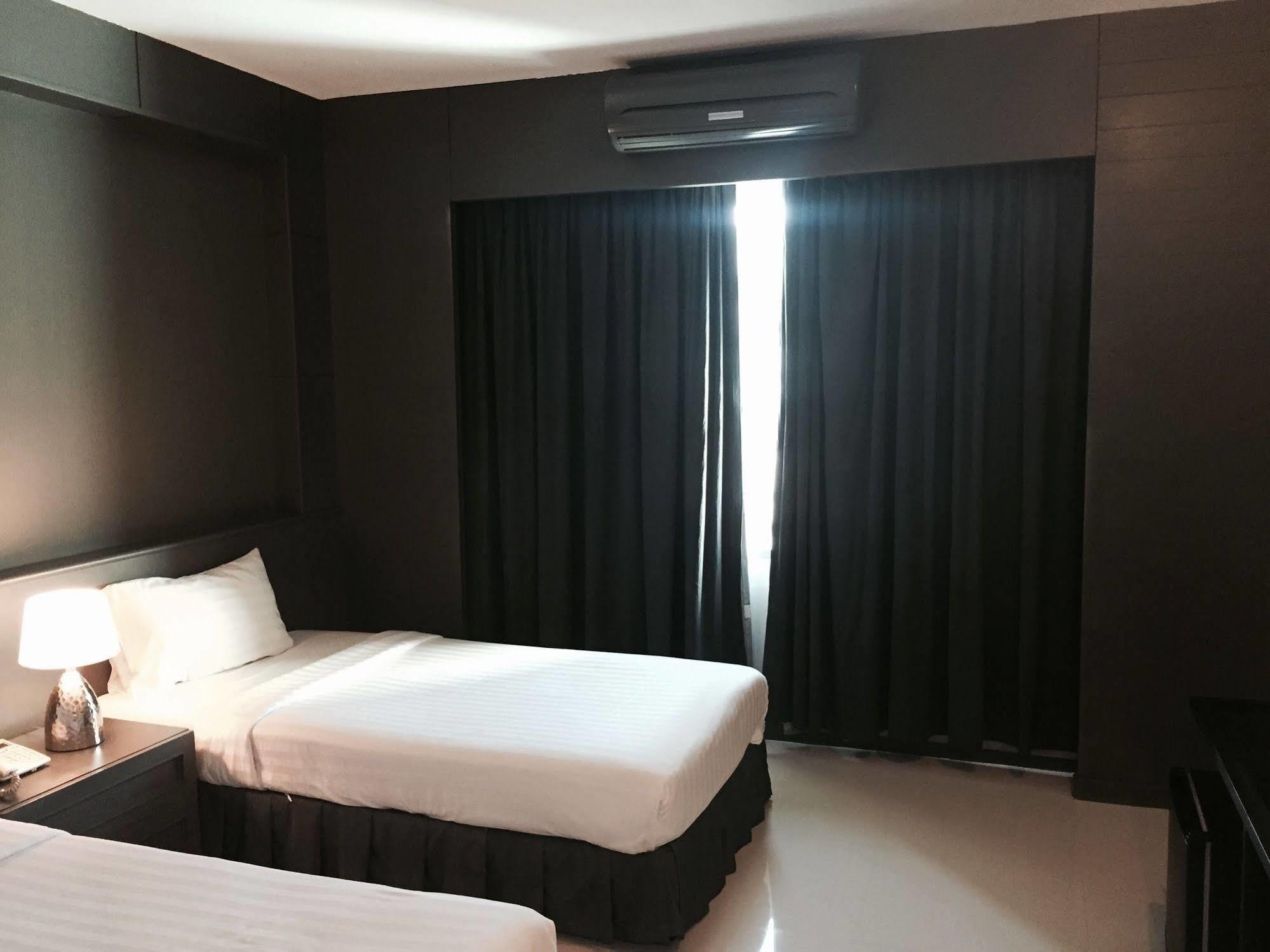 Hatyai Holiday Hotel Hat Yai Dış mekan fotoğraf