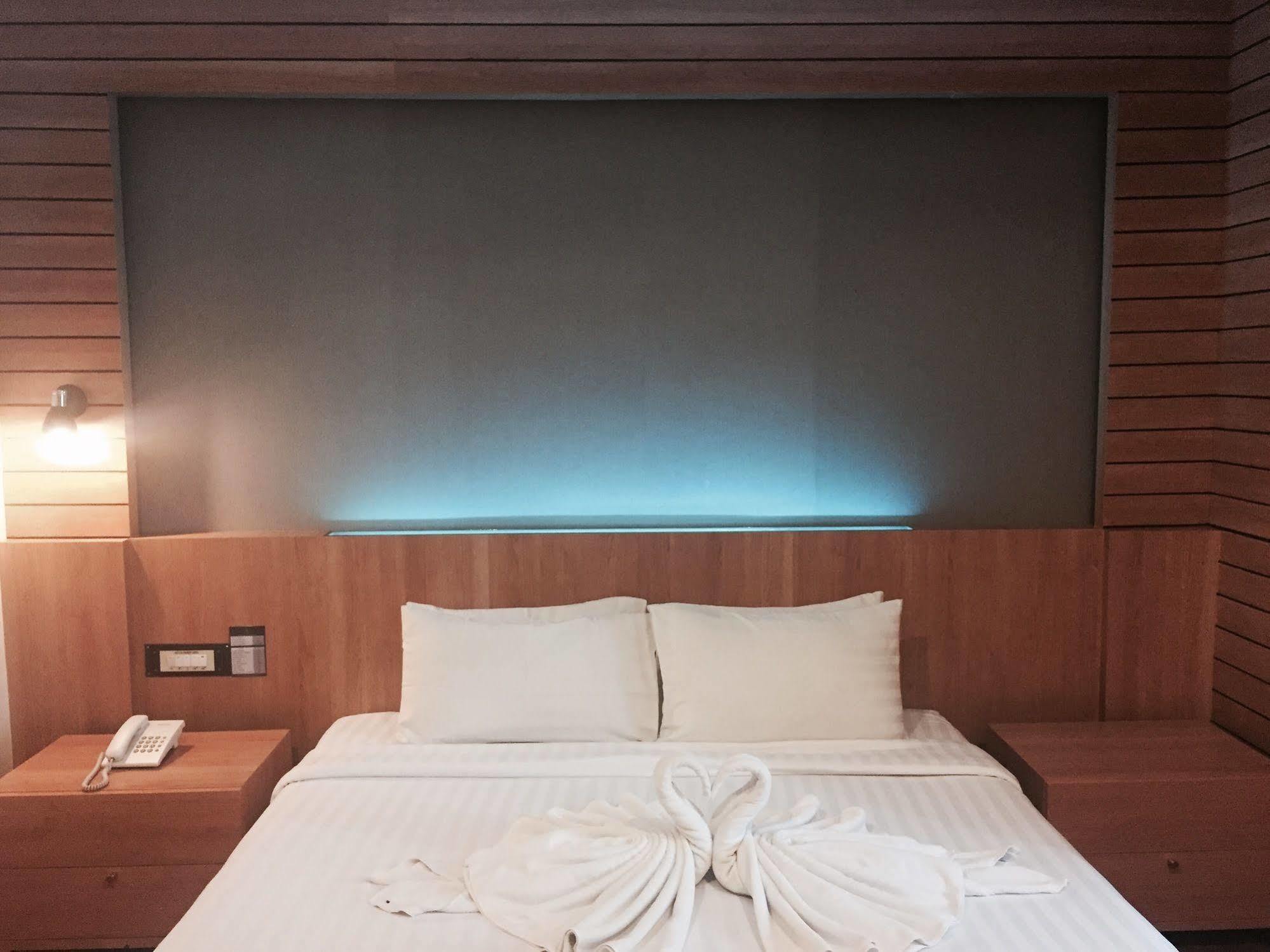 Hatyai Holiday Hotel Hat Yai Dış mekan fotoğraf