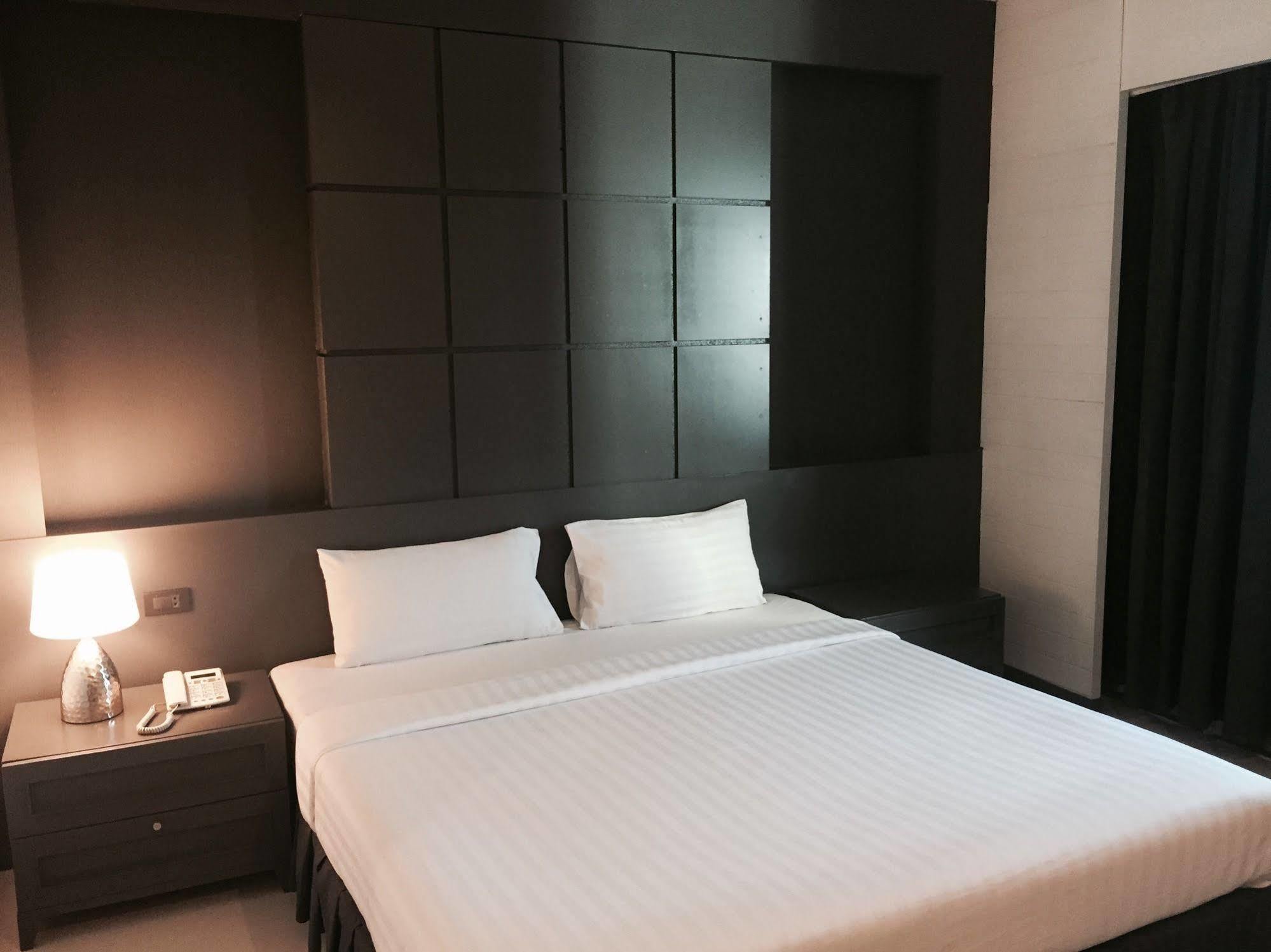 Hatyai Holiday Hotel Hat Yai Dış mekan fotoğraf
