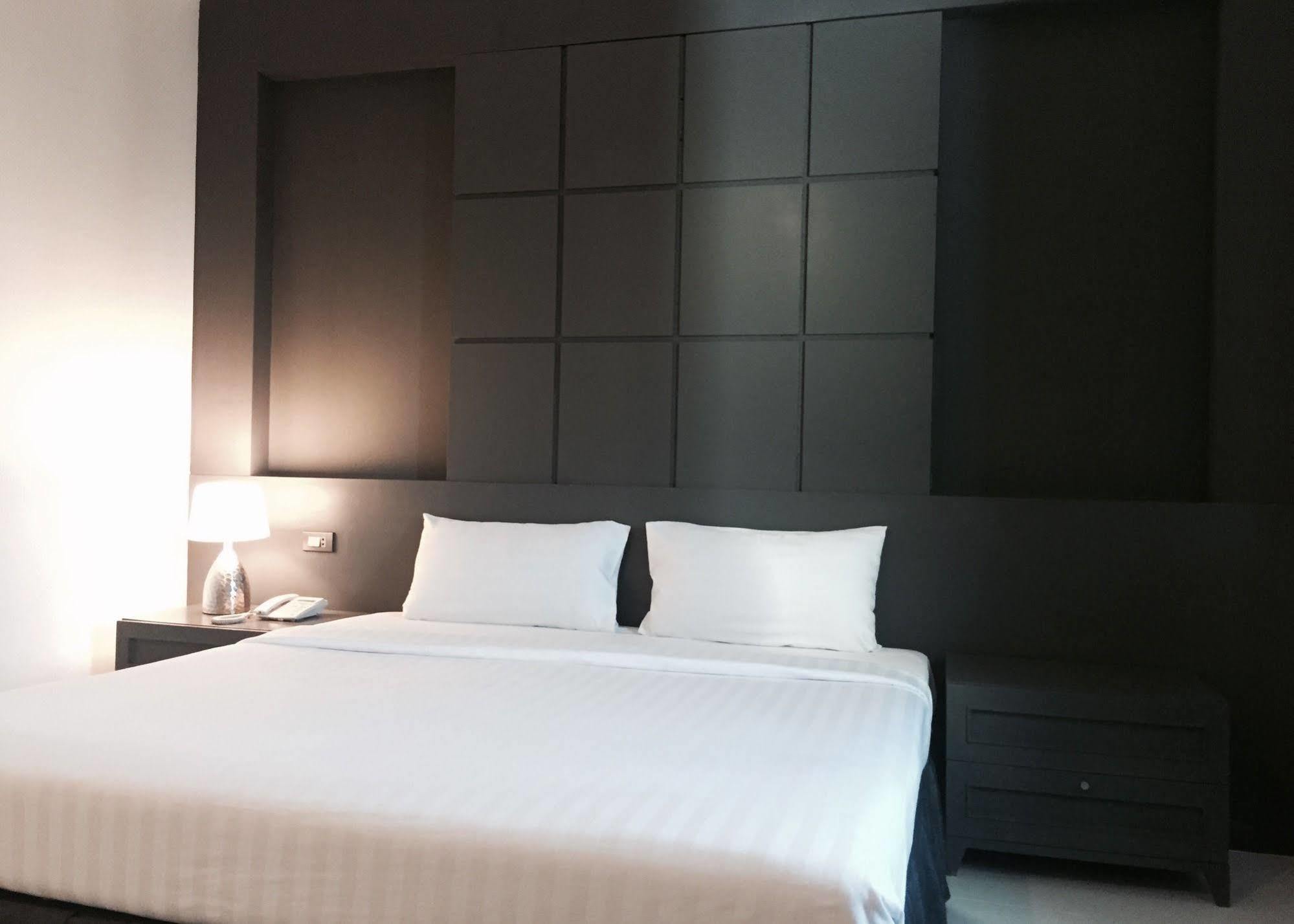 Hatyai Holiday Hotel Hat Yai Dış mekan fotoğraf